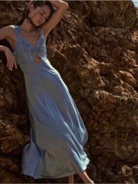 NWT Doen Saoirse Silk Maxi Dress in Mineral Blue – Size S